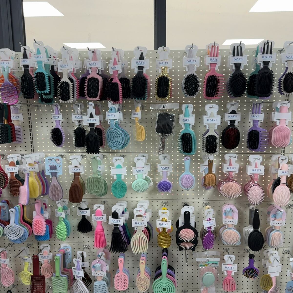 Dongyang Comb Factory — Hair Brushes factory in China